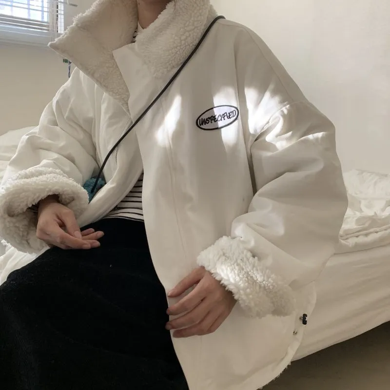 Both sides wear winter lamb velvet jacket women 2022 new style tide ins small short cotton jacket tide coat clothes women
Both sides wear winter lamb velvet jacket women 2022 new style tide ins small short cotton jacket tide coat clothes women
