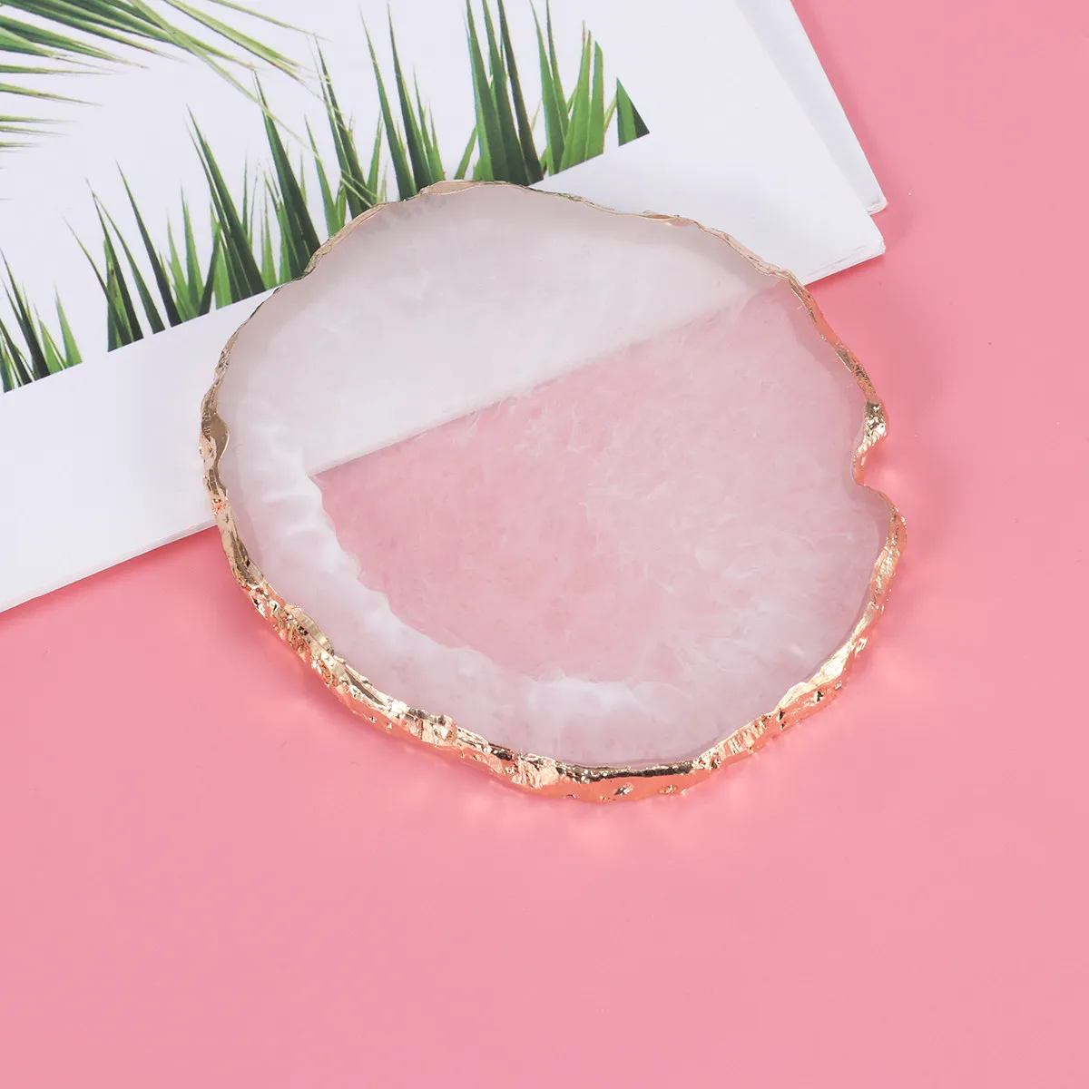 Professional Resin Paint Tray Bowl Shape for Artists Easy Clean Smooth Non-Absorbent Palette for Nail Art Painting Mixing
Professional Resin Paint Tray Bowl Shape for Artists Easy Clean Smooth Non-Absorbent Palette for Nail Art Painting Mixing