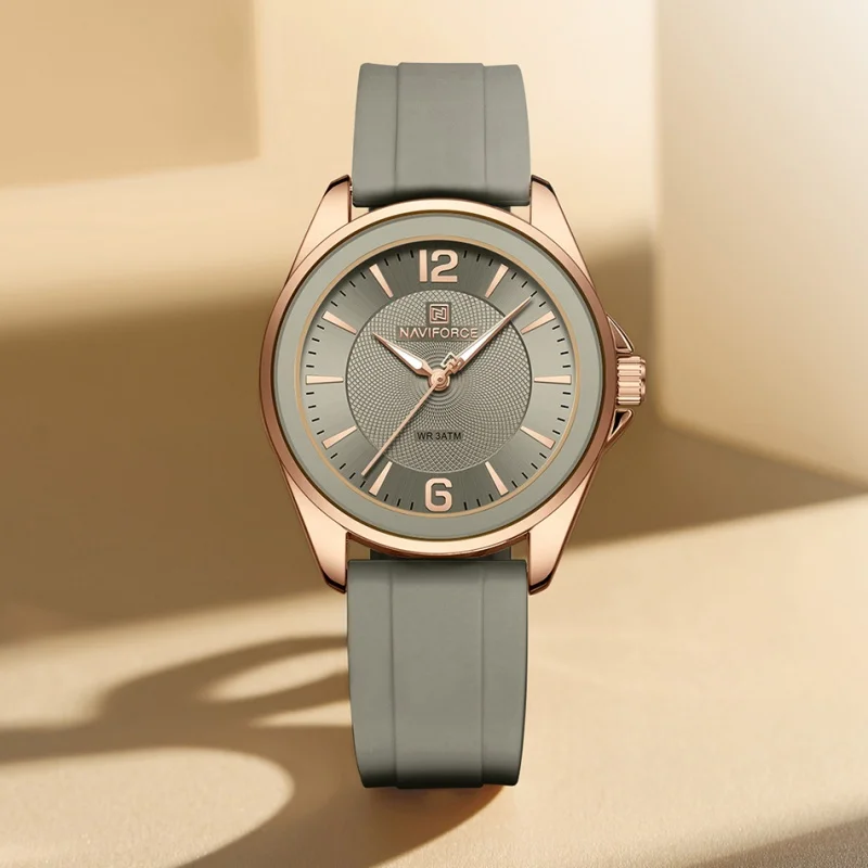 NAVIFORCE Casual Ladies' Watch Woman Quartz Watch Fashion Simple Ladies' Watches Silicone Strap Luminous Pointer 3ATM Waterproof
NAVIFORCE Casual Ladies' Watch Woman Quartz Watch Fashion Simple Ladies' Watches Silicone Strap Luminous Pointer 3ATM Waterproof