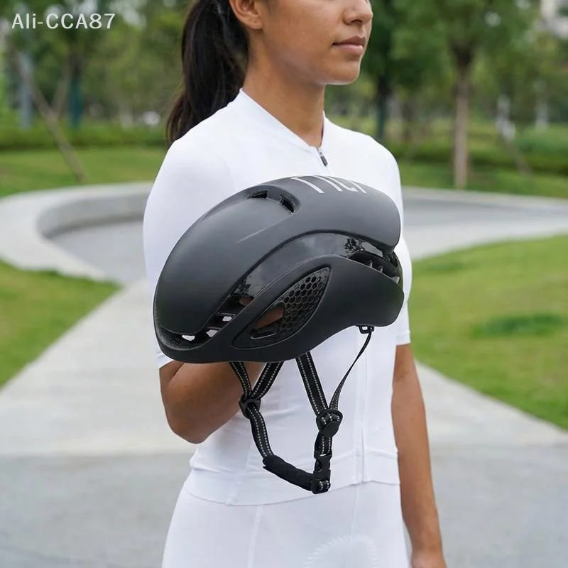 Велосипедный шлем FEIMA Aero Road Bike Helmet, новый стиль, мужской, ультралегкий, для активного отдыха на природе
Велосипедный шлем FEIMA Aero Road Bike Helmet, новый стиль, мужской, ультралегкий, для активного отдыха на природе