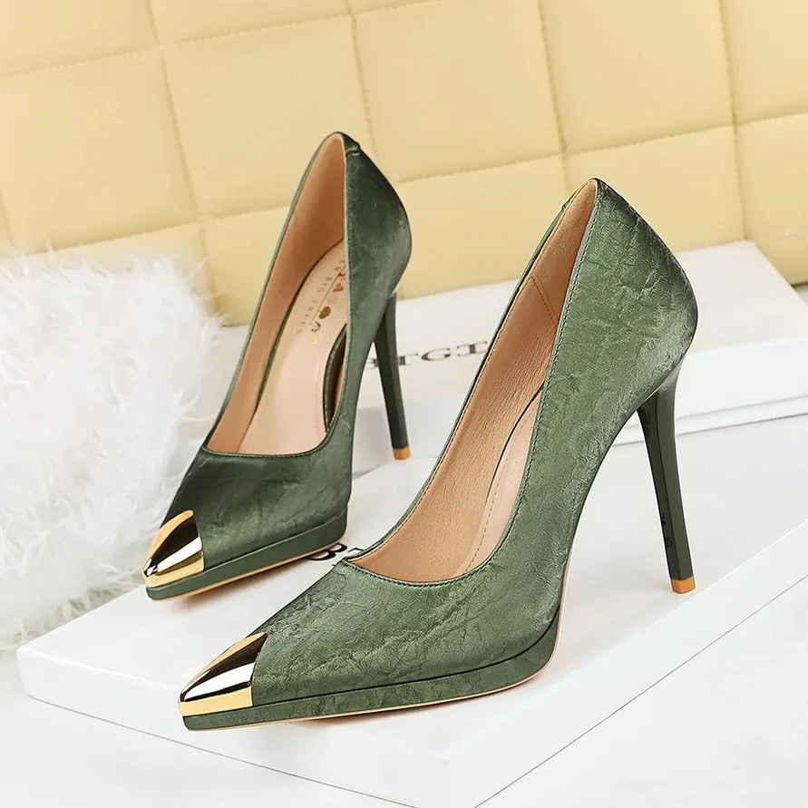 BIGTREE Shoes 11,5 см, женские туфли-лодочки, пикантные женские туфли на высоком каблуке с металлическим острым носком на шпильке, новые роскошные банкетные туфли, большой размер 43
BIGTREE Shoes 11,5 см, женские туфли-лодочки, пикантные женские туфли на высоком каблуке с металлическим острым носком на шпильке, новые роскошные банкетные туфли, большой размер 43