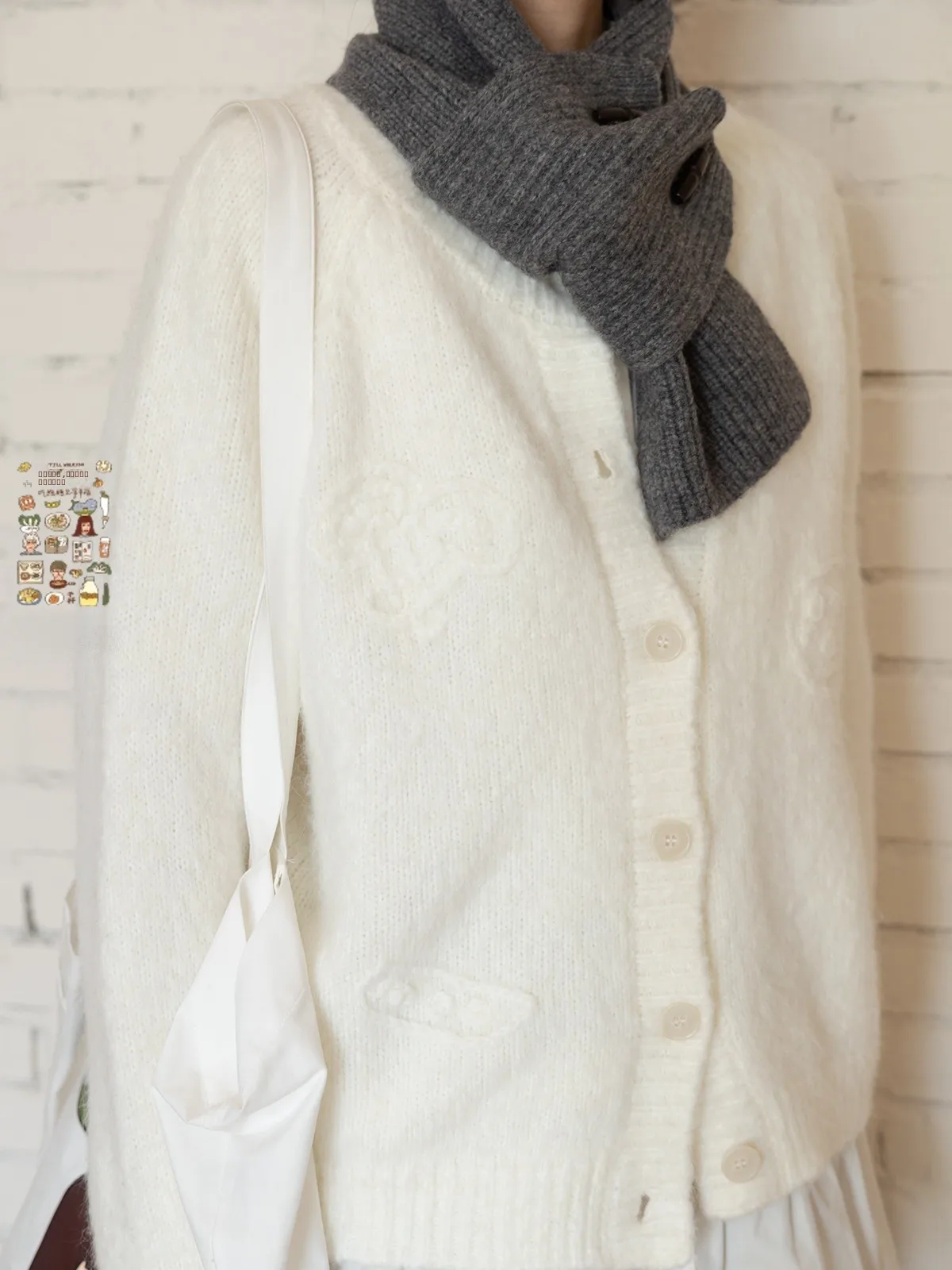 Handmade Wool Blend Oversized Soft Sweater Open Cardigan Long Sve Fluffy Knit Women's Regular Length Winter Faion
Handmade Wool Blend Oversized Soft Sweater Open Cardigan Long Sve Fluffy Knit Women's Regular Length Winter Faion