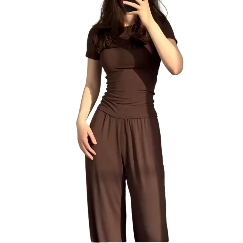 Women's Fashion round Neck Top And Wide Leg Pants Set Casual Slim Fit Elastic Autumn New Style Two Piece Suit Polyester Fiber
Women's Fashion round Neck Top And Wide Leg Pants Set Casual Slim Fit Elastic Autumn New Style Two Piece Suit Polyester Fiber