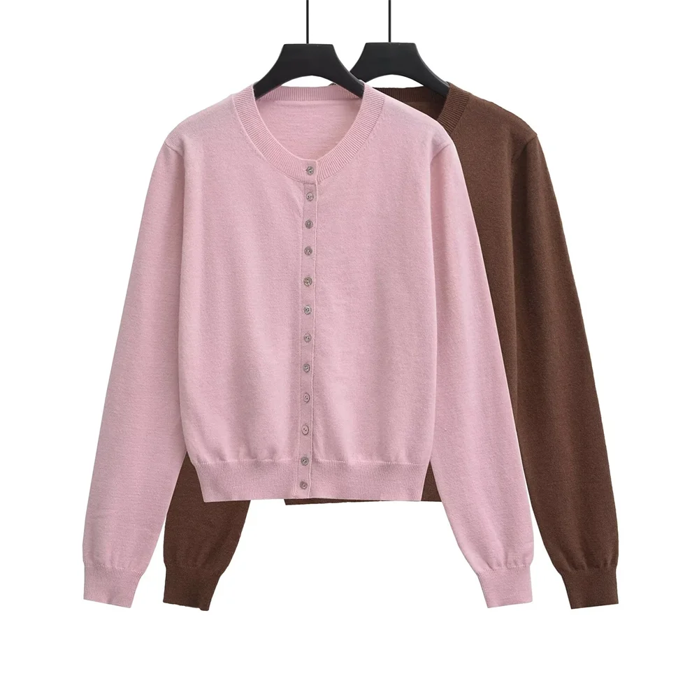 TRAF Autumn New Product Women's Casual Fashion Solid Color Single breasted Long sleeved Sweater Cardigan
TRAF Autumn New Product Women's Casual Fashion Solid Color Single breasted Long sleeved Sweater Cardigan