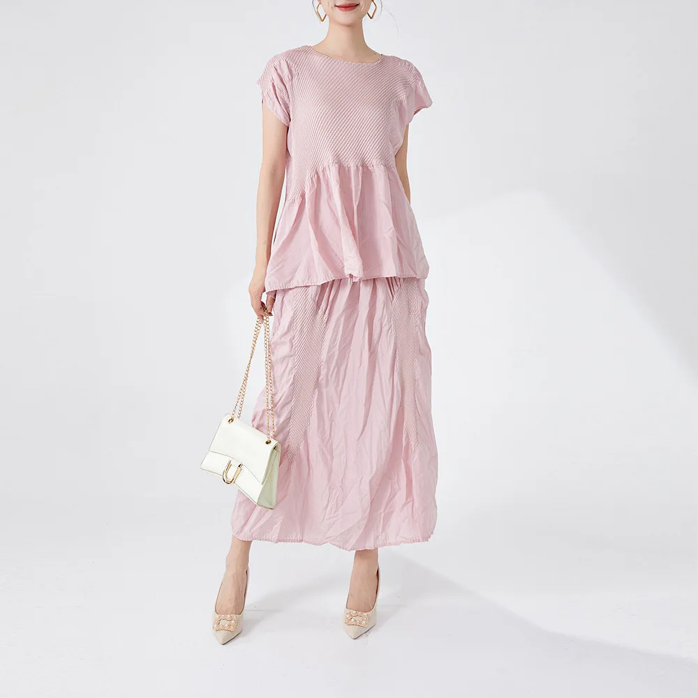 Miyake Solid Color Set Dress 2025 Summer New Irregular Pleated Short Sleeve Top Half Body Skirt Two Piece Comfortable Casual Set
Miyake Solid Color Set Dress 2025 Summer New Irregular Pleated Short Sleeve Top Half Body Skirt Two Piece Comfortable Casual Set