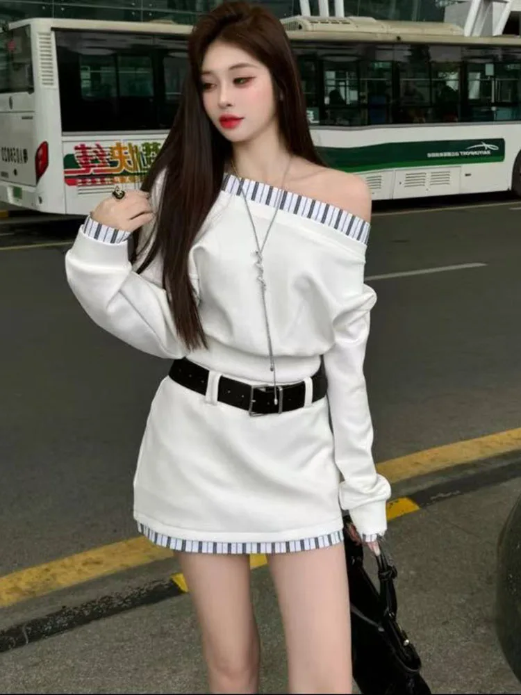 Color Block One Shoulder Sweatshirt Set Women's Spring 2025 New Style Elegant Waist Cinched Short Skirt Two Piece Set
Color Block One Shoulder Sweatshirt Set Women's Spring 2025 New Style Elegant Waist Cinched Short Skirt Two Piece Set