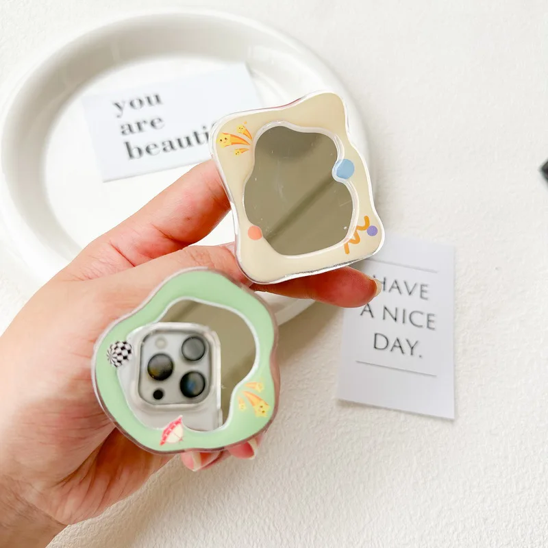 Маленький свежий стиль Ins, зеркало с изображением инопланетянина, универсальный кронштейн для подушки безопасности для телефона, клейкий масштабируемый портативный держатель для телефона, автомобильный держатель для телефона
Маленький свежий стиль Ins, зеркало с изображением инопланетянина, универсальный кронштейн для подушки безопасности для телефона, клейкий масштабируемый портативный держатель для телефона, автомобильный держатель для телефона