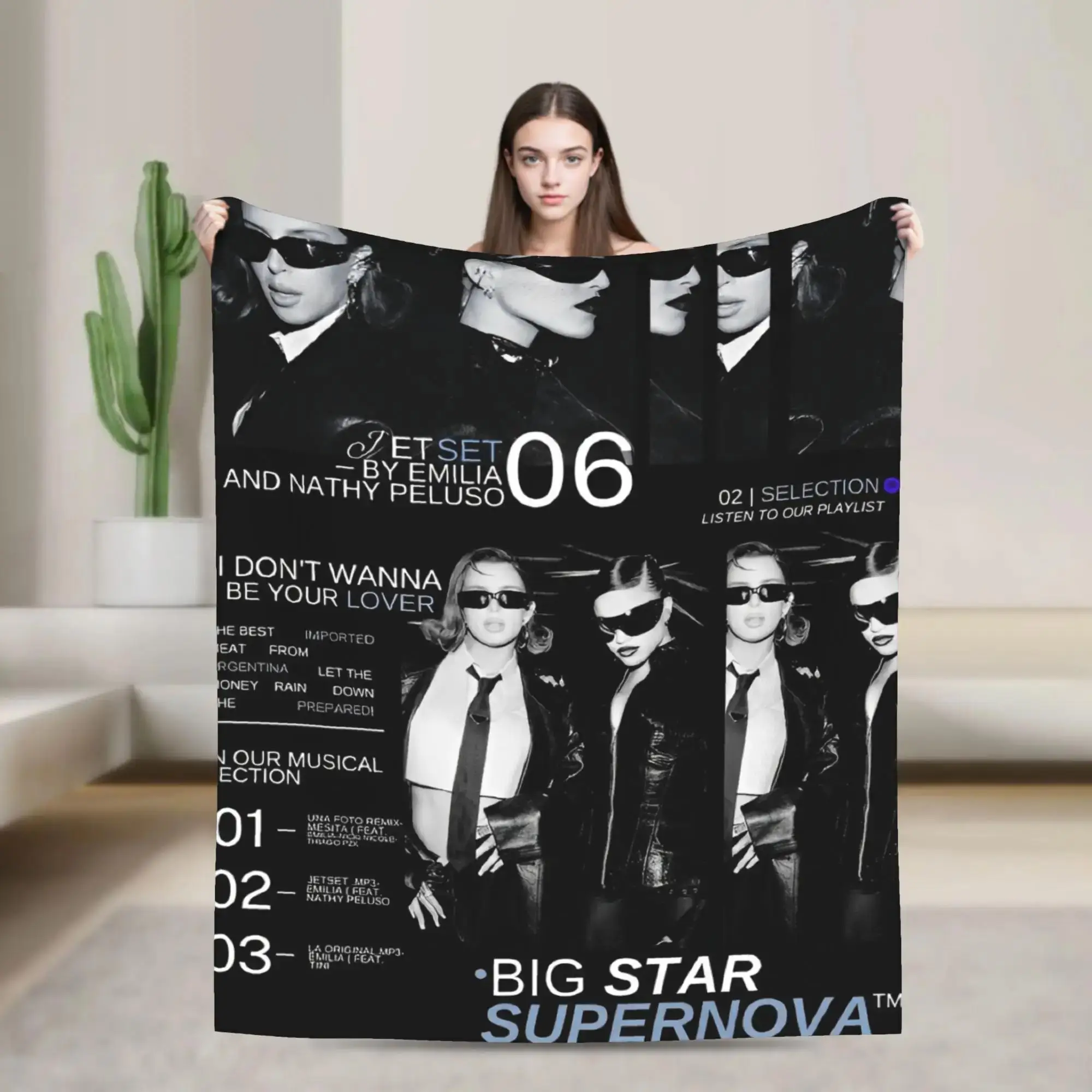 Singer Emilia Mernes MP Tour Flannel Throw Blanket for Sofa Bed or Outdoor Use Soft Comfortable Cover
Singer Emilia Mernes MP Tour Flannel Throw Blanket for Sofa Bed or Outdoor Use Soft Comfortable Cover