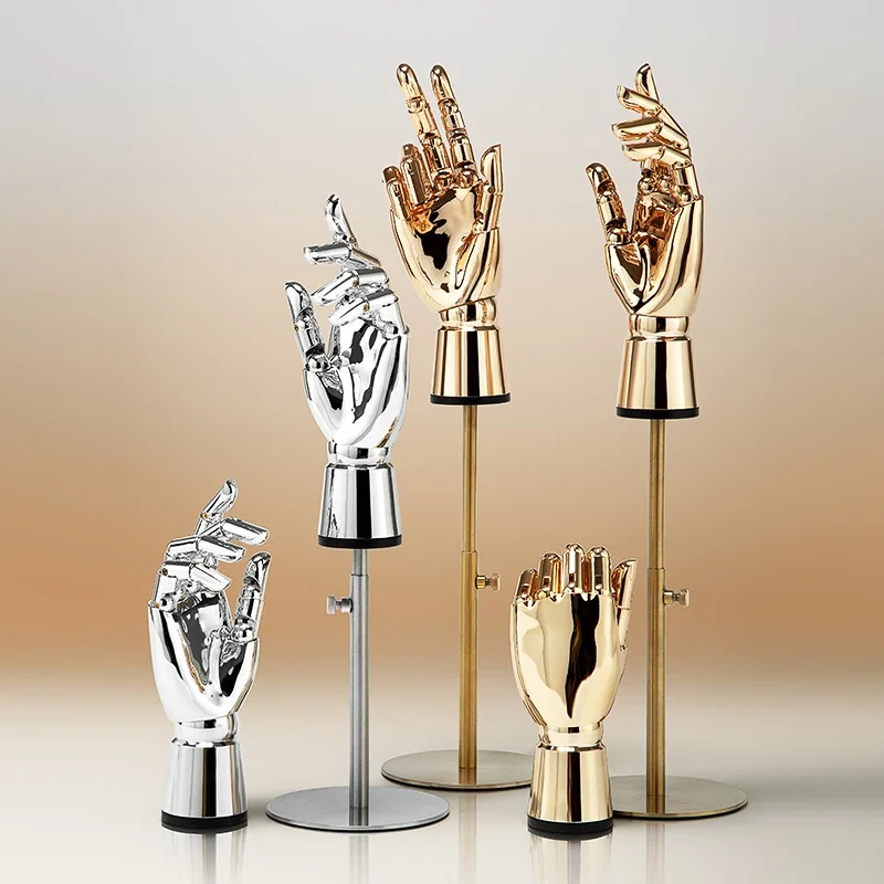 hand touch props clothing store jewelry bag model shelf window display stand simulated fake hand model
hand touch props clothing store jewelry bag model shelf window display stand simulated fake hand model