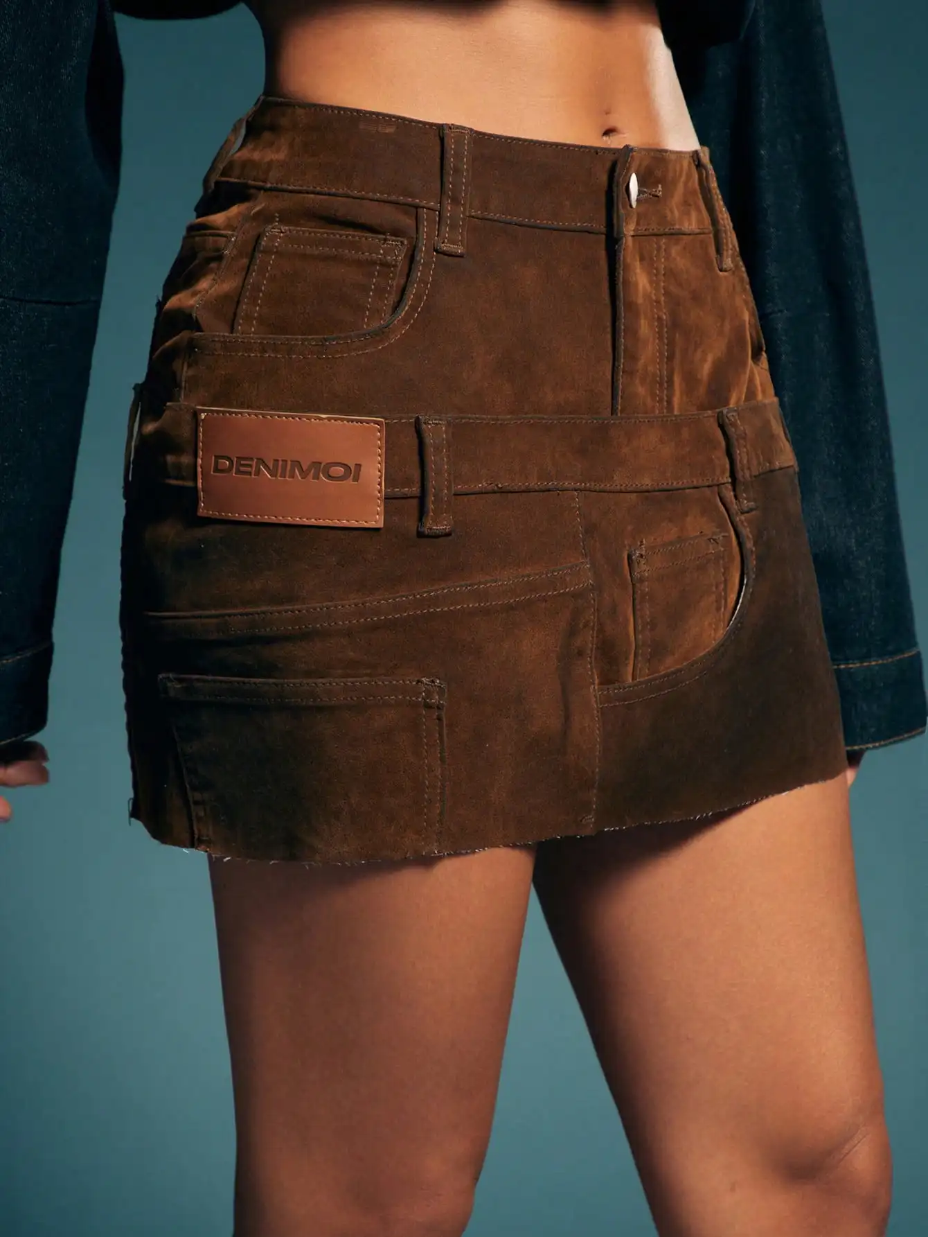Brown Suede-Style Layered Mini Skirt with Multiple Pockets
Brown Suede-Style Layered Mini Skirt with Multiple Pockets