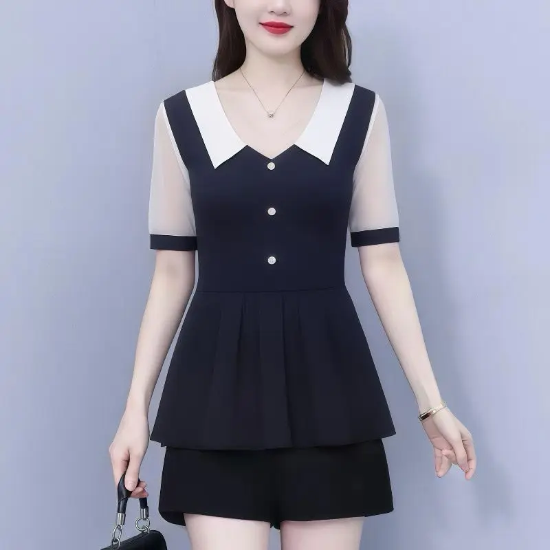 Slimming French Style Loose Short Sleeve V-Neck Lantern Shirt Women's Summer New Fashion Young Looking Top Casual Wear
Slimming French Style Loose Short Sleeve V-Neck Lantern Shirt Women's Summer New Fashion Young Looking Top Casual Wear