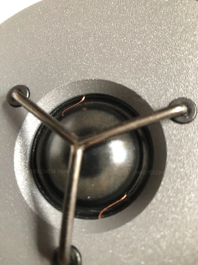 D260 Super Tweeter 28mm Voice Coil 110mm Faceplate Pro Audio Replacement
D260 Super Tweeter 28mm Voice Coil 110mm Faceplate Pro Audio Replacement