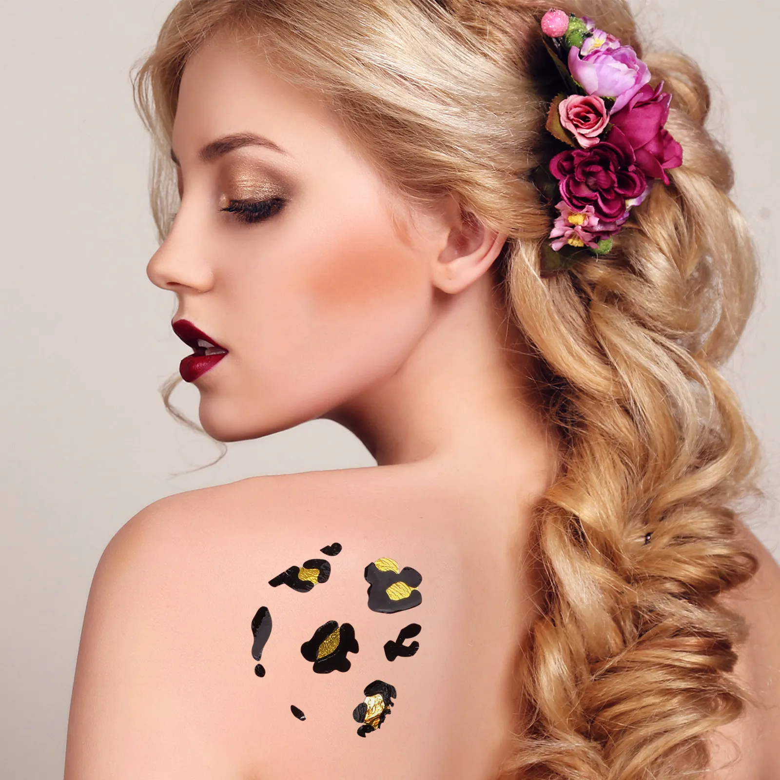 8pcs Gold Foil Temporary Tattoos Leopard Pattern Waterproof Fake Tattoos For Women Realistic Body Art Stickers
8pcs Gold Foil Temporary Tattoos Leopard Pattern Waterproof Fake Tattoos For Women Realistic Body Art Stickers