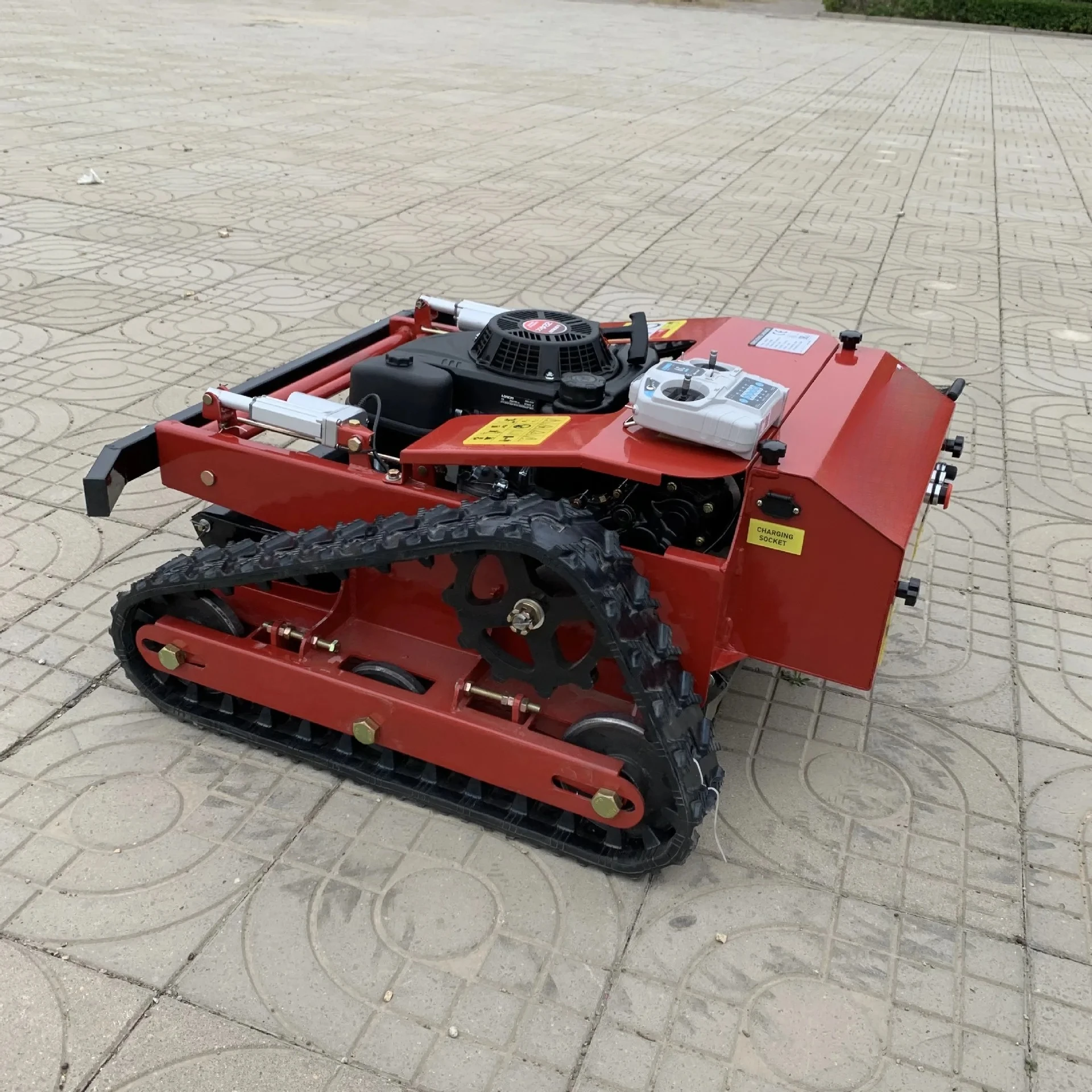 190cc 4-Stroke All-Terrain Remote Trimme Machine for Landscaping Lawn Product Category
190cc 4-Stroke All-Terrain Remote Trimme Machine for Landscaping Lawn Product Category