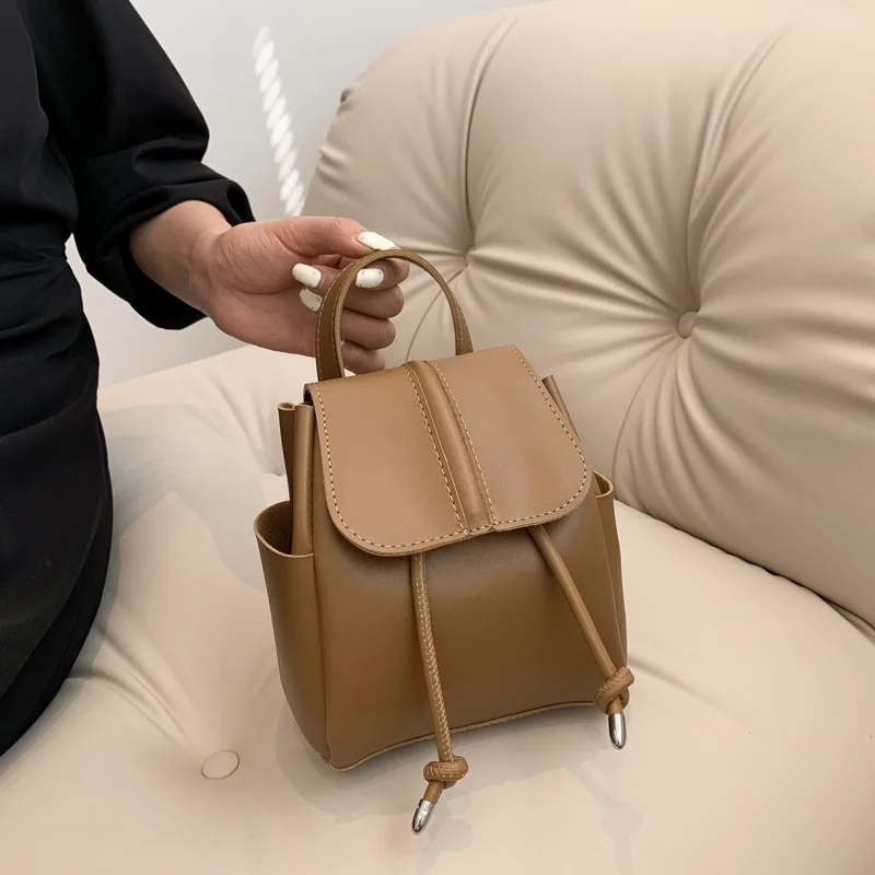 Soft PU Double Shoulder Backpack Women Korean Fashion Casual Solid Color Simple Mini Backpack Drawstring Buckle Cute Backpack
Soft PU Double Shoulder Backpack Women Korean Fashion Casual Solid Color Simple Mini Backpack Drawstring Buckle Cute Backpack