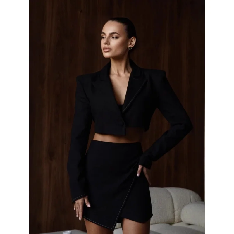 Europe and America2025New Niche Lapel Suit Two-Piece Set Spring High-End Irregular Short Skirt Elegant Suit Women
Europe and America2025New Niche Lapel Suit Two-Piece Set Spring High-End Irregular Short Skirt Elegant Suit Women