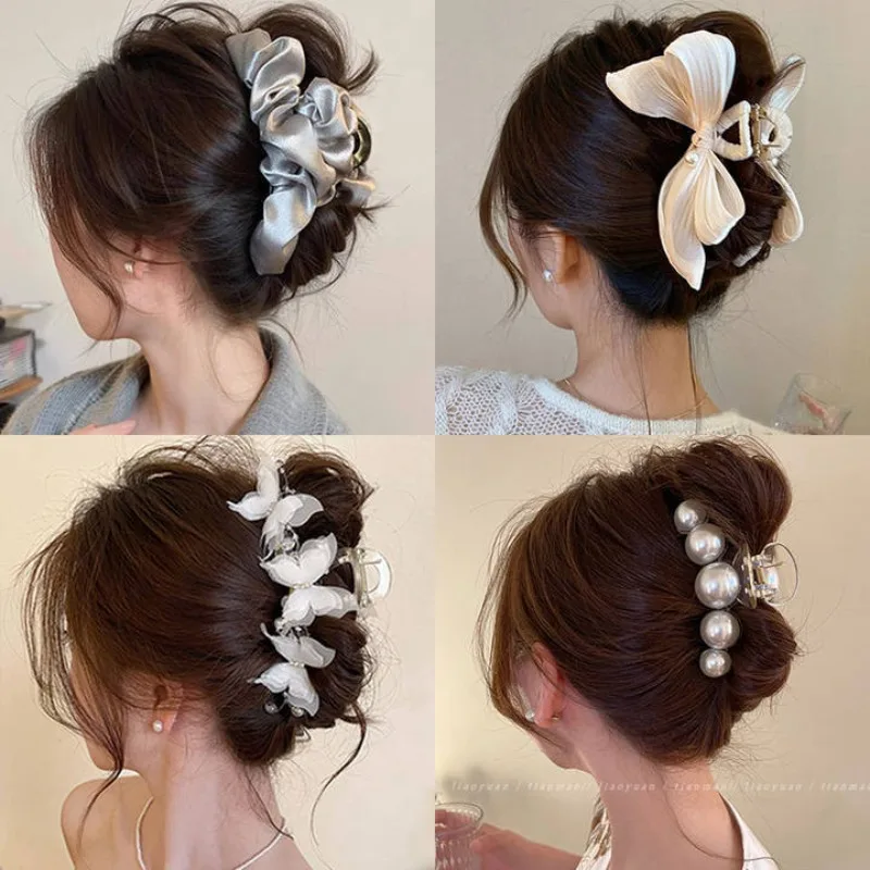 High End Satin Grab Style Hair Clip, Light Luxury Pleated Hair Accessory, Versatile Headwear, Women's Hair Pin, Holiday Gift
High End Satin Grab Style Hair Clip, Light Luxury Pleated Hair Accessory, Versatile Headwear, Women's Hair Pin, Holiday Gift