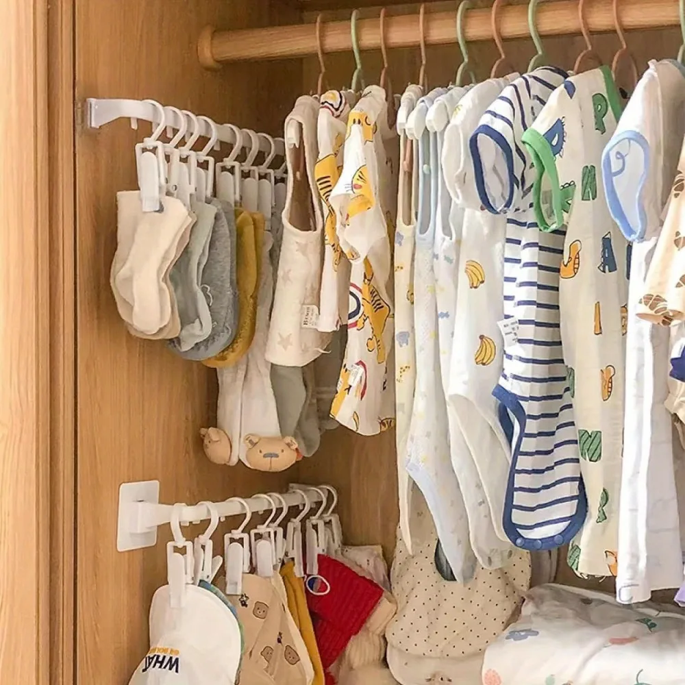 1 Set with 10 Clips, Plastic Baseball Cap Display Rack, White Cabinet Track Wall Mounted Door Frame.
1 Set with 10 Clips, Plastic Baseball Cap Display Rack, White Cabinet Track Wall Mounted Door Frame.