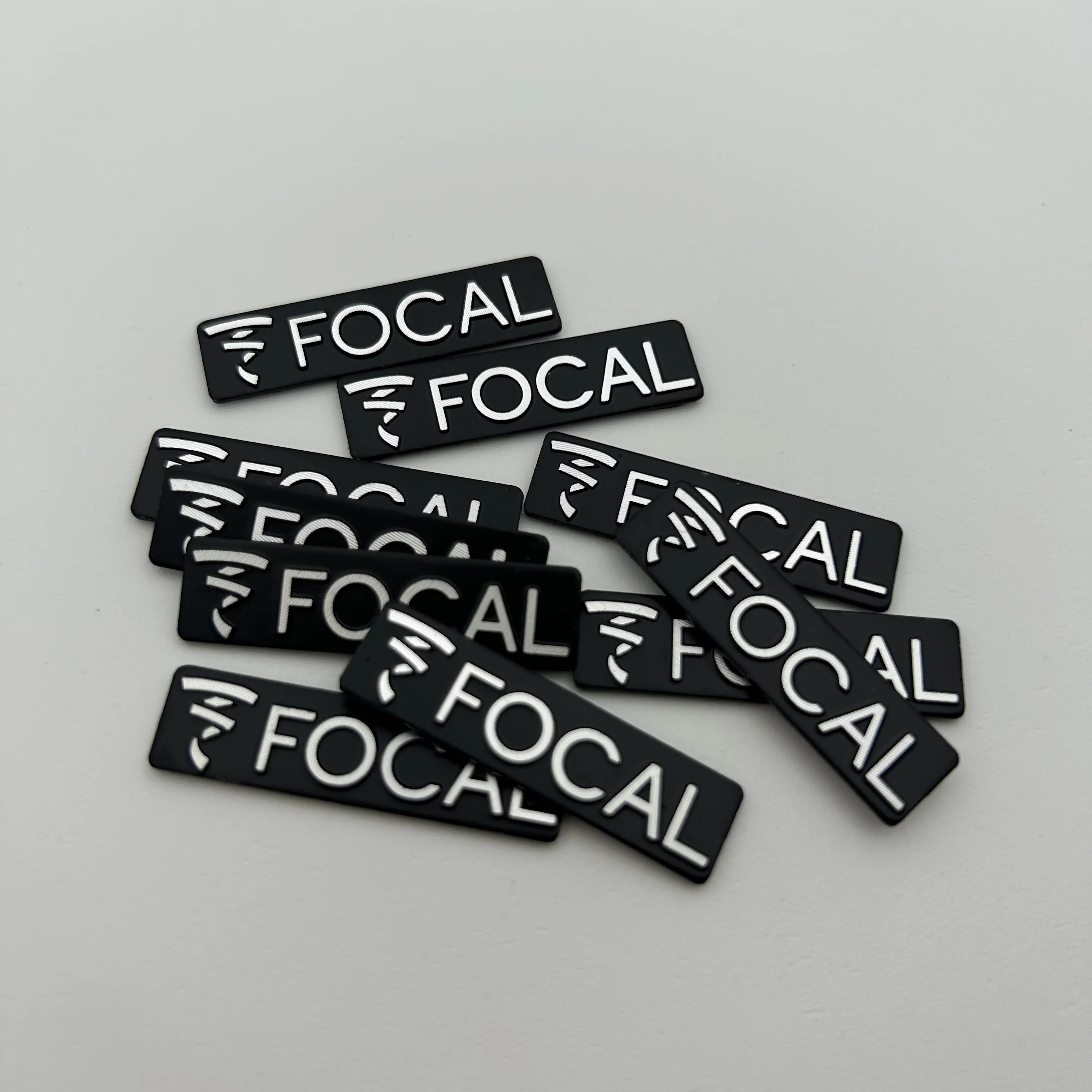 3D metal Focal Aluminum Car steering wheel emblem sticker audio Speaker car stickers car styling badge logo decoration
3D metal Focal Aluminum Car steering wheel emblem sticker audio Speaker car stickers car styling badge logo decoration