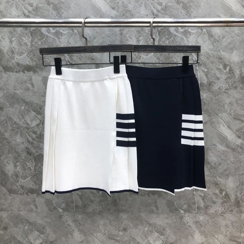 Holy TB Women's Pleated Skirt Fashion Business Sports Short Skirt Top Quality College Style High Waist Bag Hip THOM Skirt
Holy TB Women's Pleated Skirt Fashion Business Sports Short Skirt Top Quality College Style High Waist Bag Hip THOM Skirt
