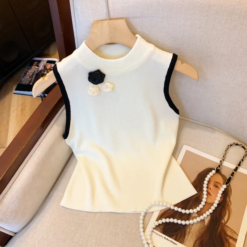 Summer New Style Women's Sleeveless Tank Top with 3D Flower Design Korean Version Fashionable Tagless Design Commute Friendly
Summer New Style Women's Sleeveless Tank Top with 3D Flower Design Korean Version Fashionable Tagless Design Commute Friendly