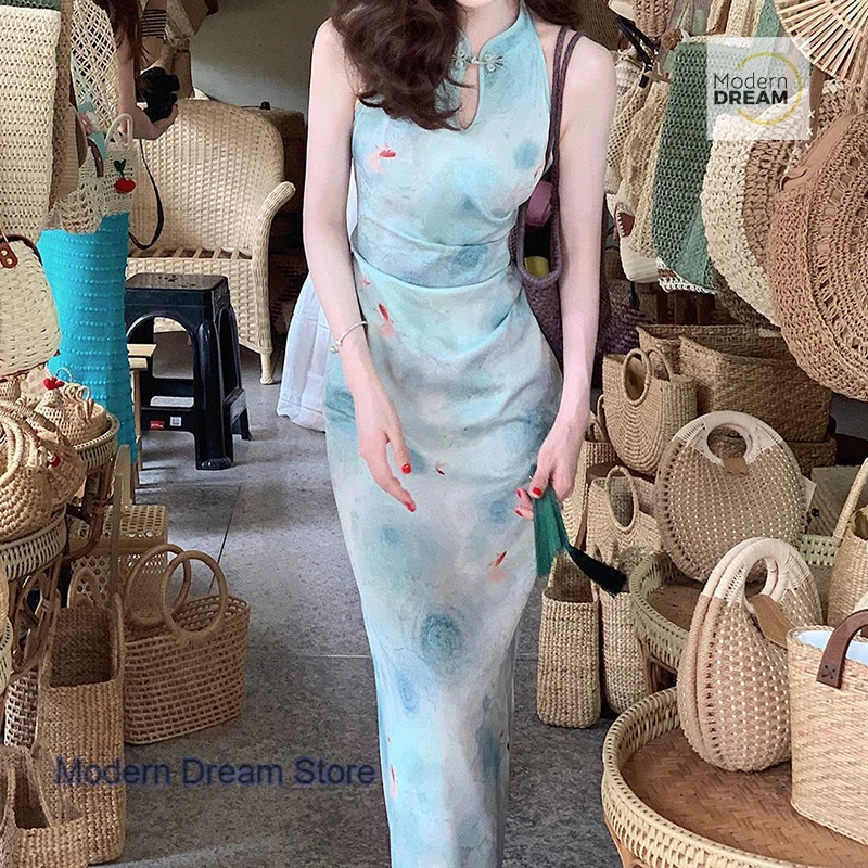New Chinese national wind hanging neck lake blue cheongsam skirt female summer new slim temperament improved dress female
New Chinese national wind hanging neck lake blue cheongsam skirt female summer new slim temperament improved dress female