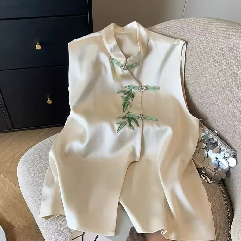 Chinese Bamboo Leaf Embroidery Buckle Sleeveless Vest Women's Spring new Loose National Temperament Vest to Wear Outside New
Chinese Bamboo Leaf Embroidery Buckle Sleeveless Vest Women's Spring new Loose National Temperament Vest to Wear Outside New