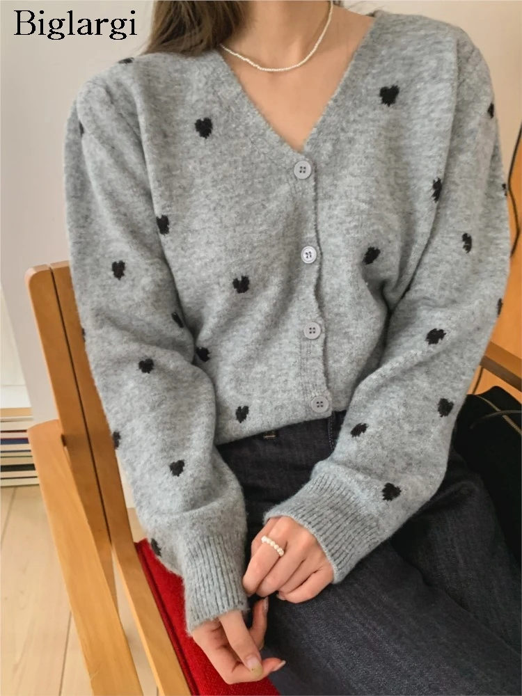 Вязаный осенний кардиган с v-образным вырезом, женский модный милый женский кардиган с принтом Love, свободный повседневный женский свитер в корейском стиле, пальто
Вязаный осенний кардиган с v-образным вырезом, женский модный милый женский кардиган с принтом Love, свободный повседневный женский свитер в корейском стиле, пальто