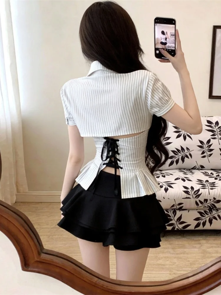 Korean College Style Striped Waist-Cinching Short Sleeve Shirt Top Black Pleated Skirt Short Skirt Women Summer Set
Korean College Style Striped Waist-Cinching Short Sleeve Shirt Top Black Pleated Skirt Short Skirt Women Summer Set