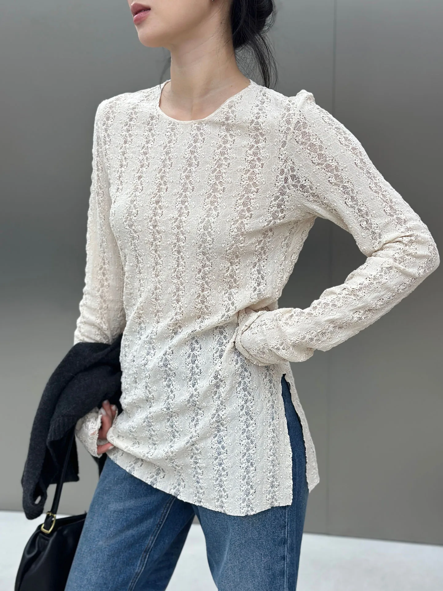 Женская модная футболка Bodhl Lace с высокой эластичностью, легкая, дышащая, с рельефной текстурой, круглым вырезом и длинными рукавами
Женская модная футболка Bodhl Lace с высокой эластичностью, легкая, дышащая, с рельефной текстурой, круглым вырезом и длинными рукавами