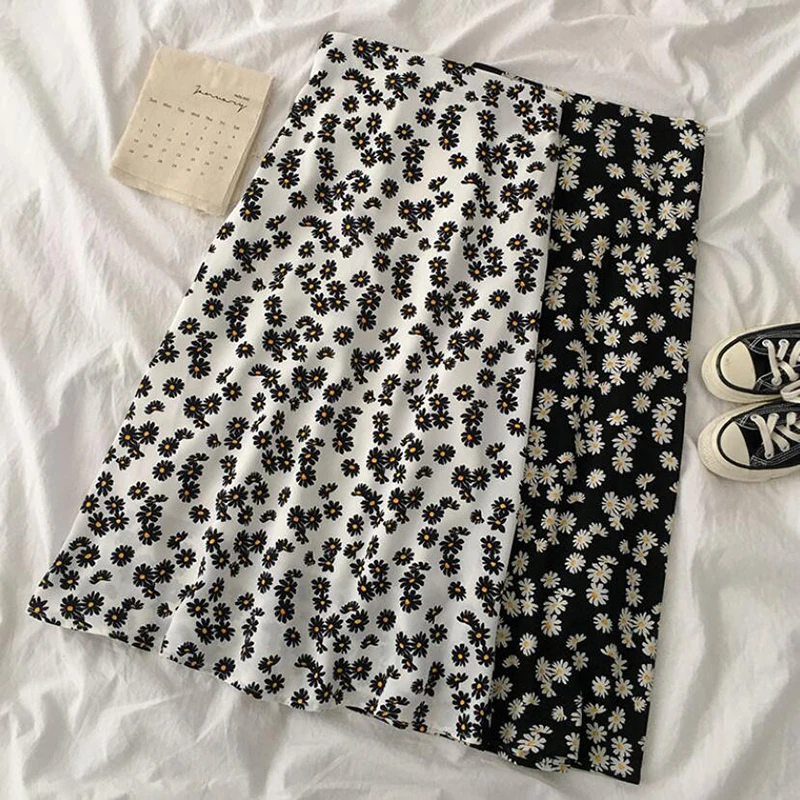 Vintage Floral Print Long Skirts Women Fashion Summer Korean High Waist Pleated Skirt Female Holiday Sweet Midi Skirt
Vintage Floral Print Long Skirts Women Fashion Summer Korean High Waist Pleated Skirt Female Holiday Sweet Midi Skirt