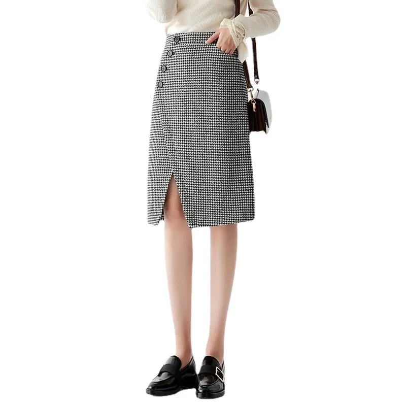 Women Plaid Skirts Elastic Autumn Winter Fashion Streetwear Elegant A-Line Skirt Woolen Female High Waist Split Midi Skirts
Women Plaid Skirts Elastic Autumn Winter Fashion Streetwear Elegant A-Line Skirt Woolen Female High Waist Split Midi Skirts