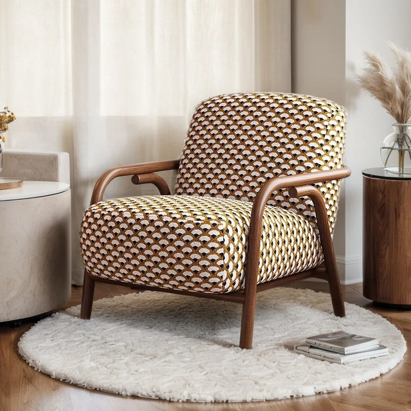Light French retro single sofa chair living room balcony bedroom single chair high-end homestay designer
Light French retro single sofa chair living room balcony bedroom single chair high-end homestay designer
