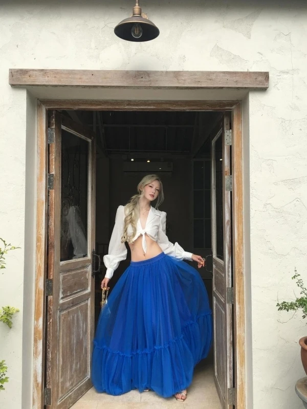 Sexy Chic White Shirt Top And Blue Mesh Puffy Midi Skirt Two-Piece Set Women's Fashion Spring Summer Button-Up Long Sleeve Shirt
Sexy Chic White Shirt Top And Blue Mesh Puffy Midi Skirt Two-Piece Set Women's Fashion Spring Summer Button-Up Long Sleeve Shirt