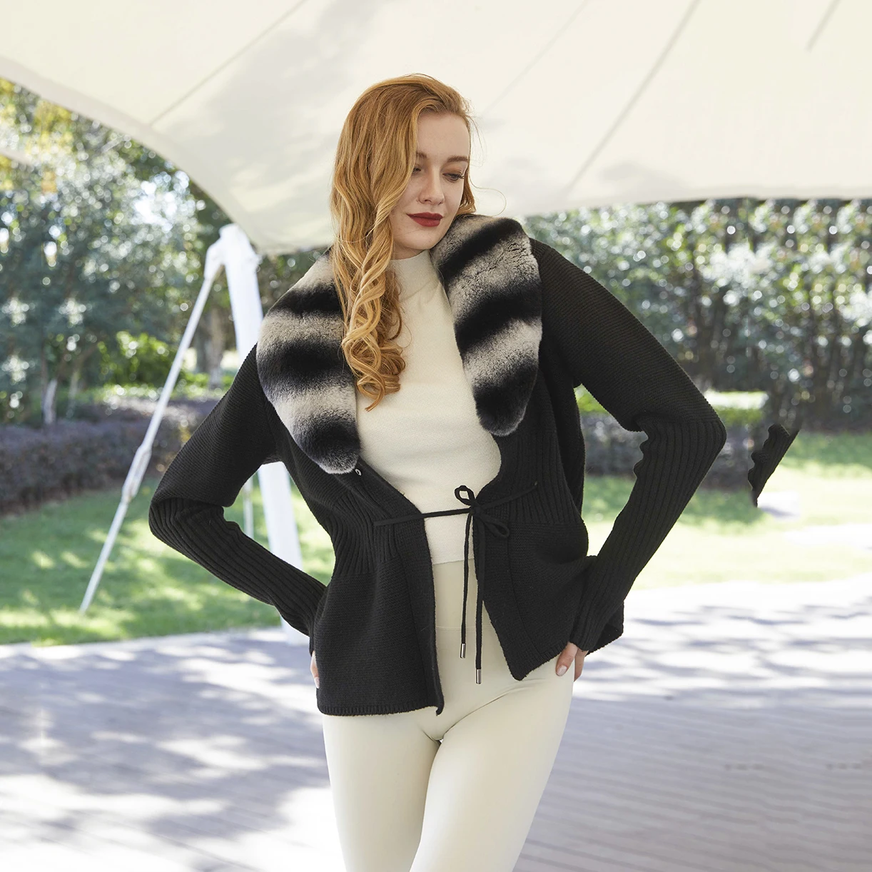 JANEFUR Knitted Wool Cardigan with Chinchilla Fur Collar Women 2023 Black Fashion Luxury Slim Warm Real Rabit Fur Sweater
JANEFUR Knitted Wool Cardigan with Chinchilla Fur Collar Women 2023 Black Fashion Luxury Slim Warm Real Rabit Fur Sweater