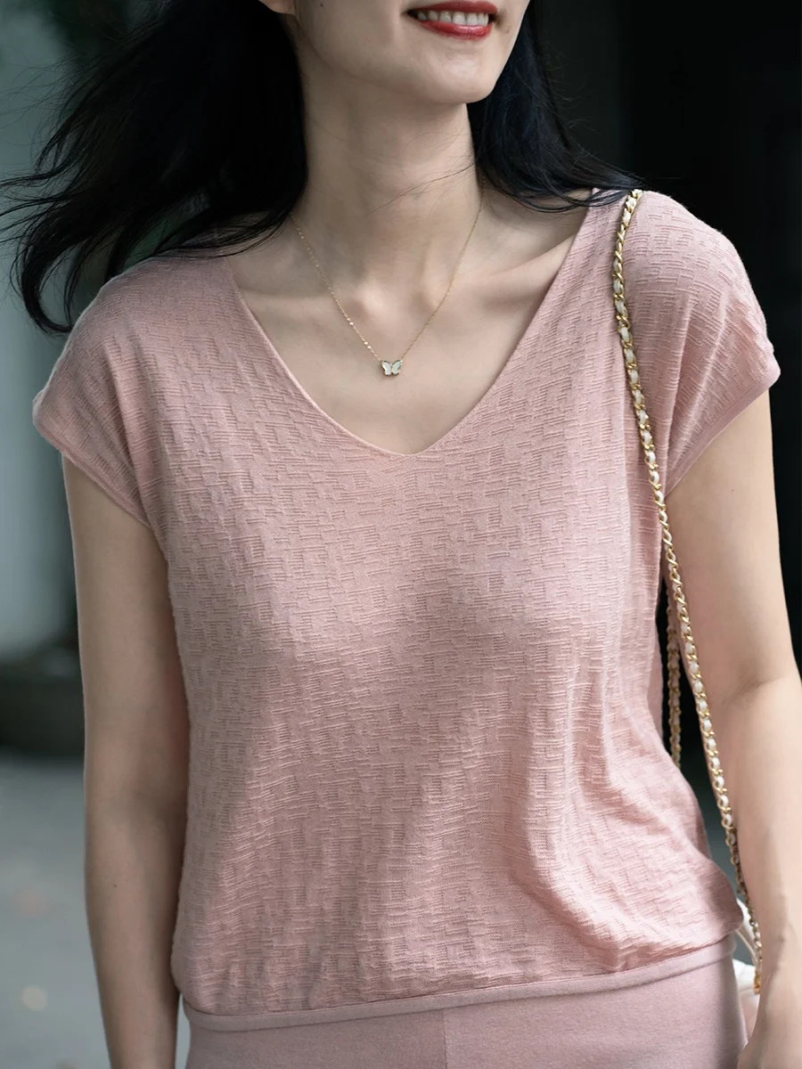 Freeare Summer Silk Me Knitwear Fine Spun High Twist oulder Connected Svel Top V-Ne Regular Fit Lightweight
Freeare Summer Silk Me Knitwear Fine Spun High Twist oulder Connected Svel Top V-Ne Regular Fit Lightweight