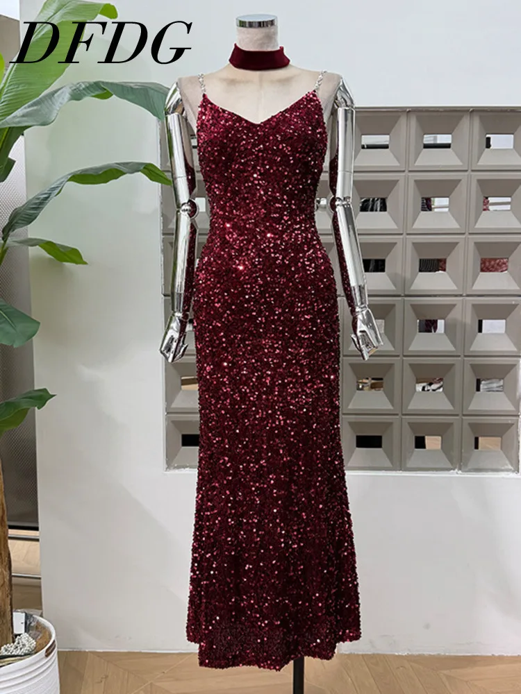 DFDG 2025 Весеннее женское платье без рукавов с пайетками и v-образным вырезом, облегающее платье русалки с высокой талией и подолом, тонкое дизайнерское вечернее платье миди
DFDG 2025 Весеннее женское платье без рукавов с пайетками и v-образным вырезом, облегающее платье русалки с высокой талией и подолом, тонкое дизайнерское вечернее платье миди