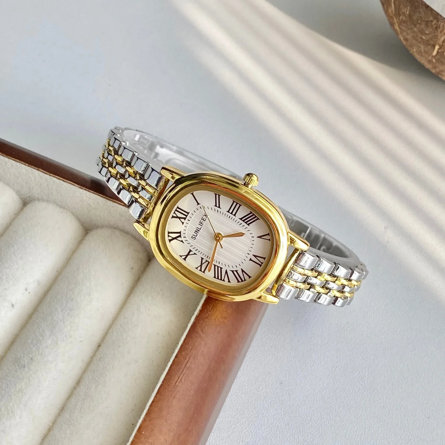SUNLIFEX элегантный овальный циферблат женские наручные часы модный браслет женские кварцевые часы Relojes Para Mujer часы для девочек студенческие часы
SUNLIFEX элегантный овальный циферблат женские наручные часы модный браслет женские кварцевые часы Relojes Para Mujer часы для девочек студенческие часы