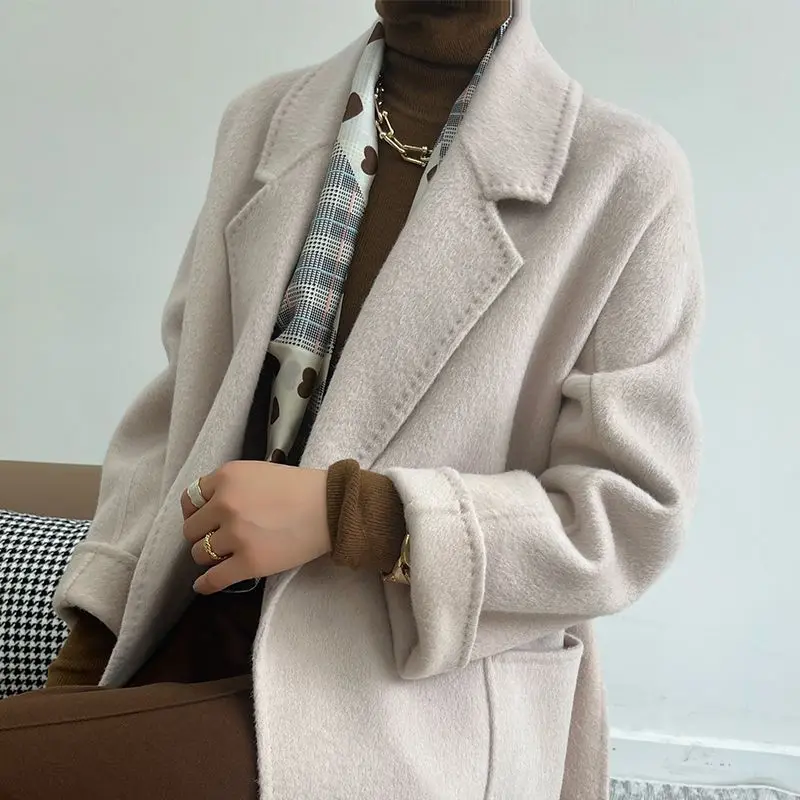 Double-sided Cashmere New Women's Medium and Long Coat High-end Loose High-end Autumn Winter Wool Woolen Coat Women's Exquisite
Double-sided Cashmere New Women's Medium and Long Coat High-end Loose High-end Autumn Winter Wool Woolen Coat Women's Exquisite