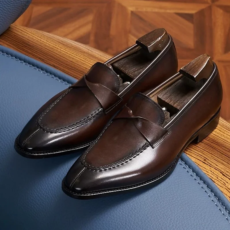 Italian Handmade Genuine Leather Men's Business Formal Leather Shoes Fashion Loafers Dress Shoes Retro Slip-on Men Shoes
Italian Handmade Genuine Leather Men's Business Formal Leather Shoes Fashion Loafers Dress Shoes Retro Slip-on Men Shoes