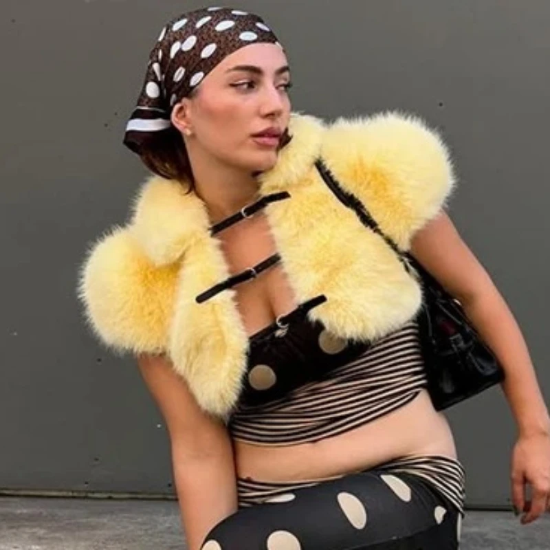 Женский укороченный жилет-пальто TARUXY с воротником-стойкой, однотонный, с короткими рукавами, на пуговицах, для бальных выступлений
Женский укороченный жилет-пальто TARUXY с воротником-стойкой, однотонный, с короткими рукавами, на пуговицах, для бальных выступлений