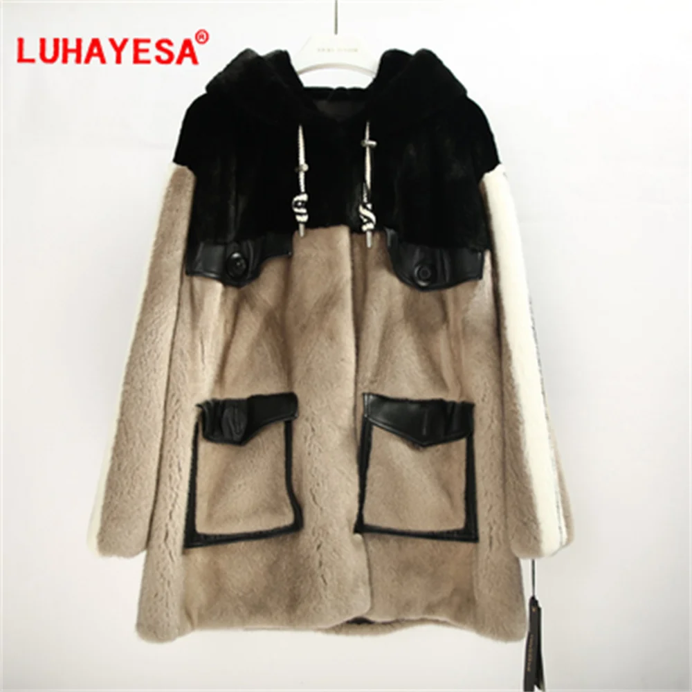 2023 Luxury Female Mink Fur Clothes Women Winter Hooded 100% Real Mink Fur Jacket Medium Long Natural Fur Jackets
2023 Luxury Female Mink Fur Clothes Women Winter Hooded 100% Real Mink Fur Jacket Medium Long Natural Fur Jackets