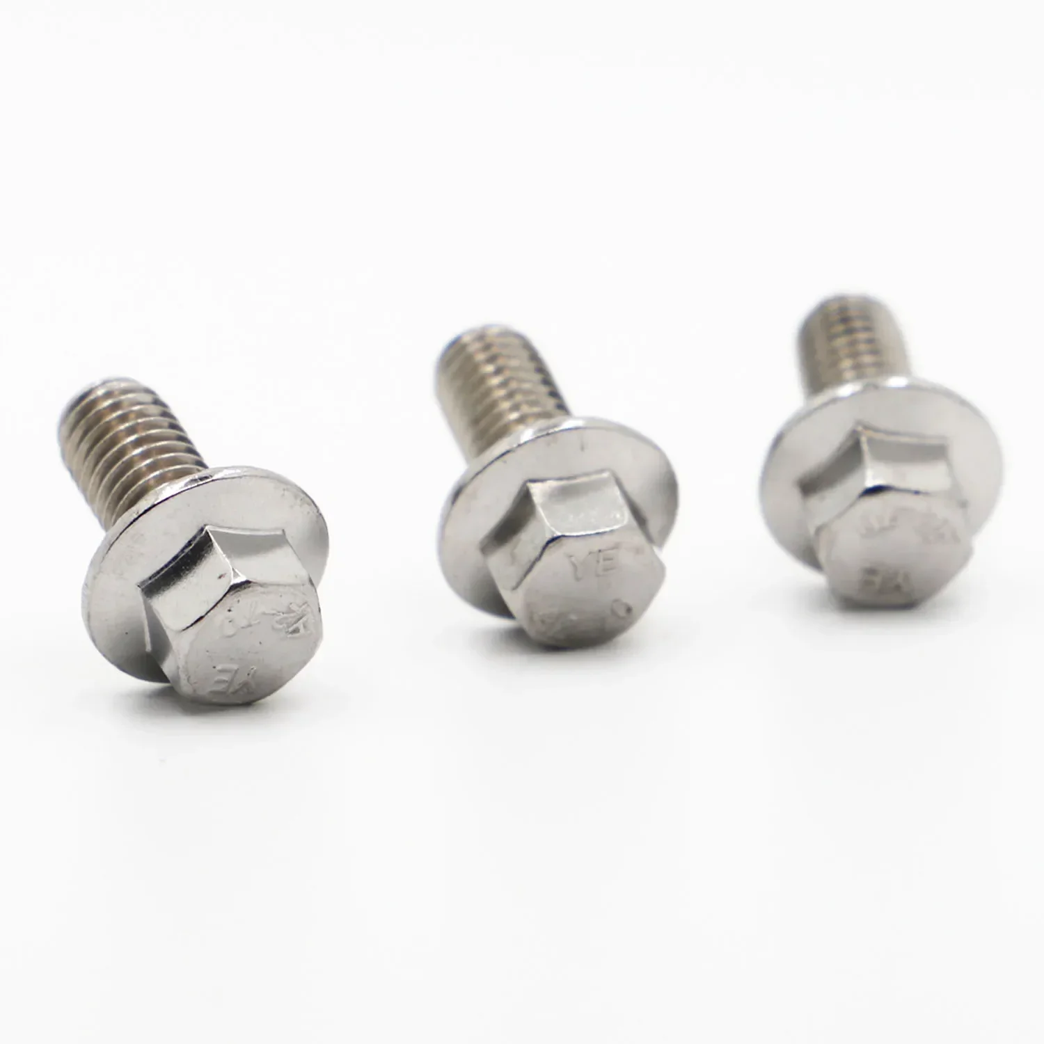 M5 M6 M8 M10 M12 304 Stainless Steel Tooth Anti-slip Screws Hex Flange Bolts GB5787
M5 M6 M8 M10 M12 304 Stainless Steel Tooth Anti-slip Screws Hex Flange Bolts GB5787