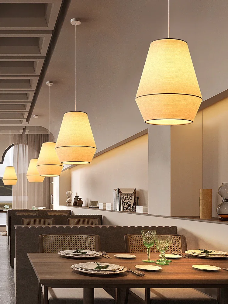 Japanese restaurant pendant lamp, home stay, tea room, dining room, table lamp, simple cloth, quiet wind, retro hotel bar lamp
Japanese restaurant pendant lamp, home stay, tea room, dining room, table lamp, simple cloth, quiet wind, retro hotel bar lamp