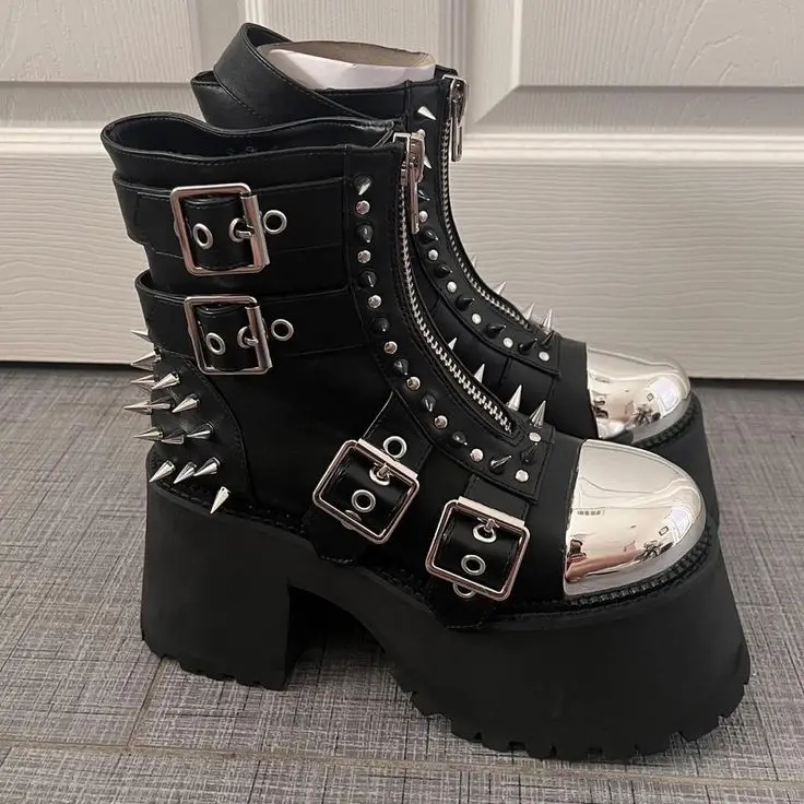 Punk Style Round Toe mid-Calf Platform Women Knight Boots Chunky High Heels Zipper Design Large Size Cosplay Lolita Shoes
Punk Style Round Toe mid-Calf Platform Women Knight Boots Chunky High Heels Zipper Design Large Size Cosplay Lolita Shoes