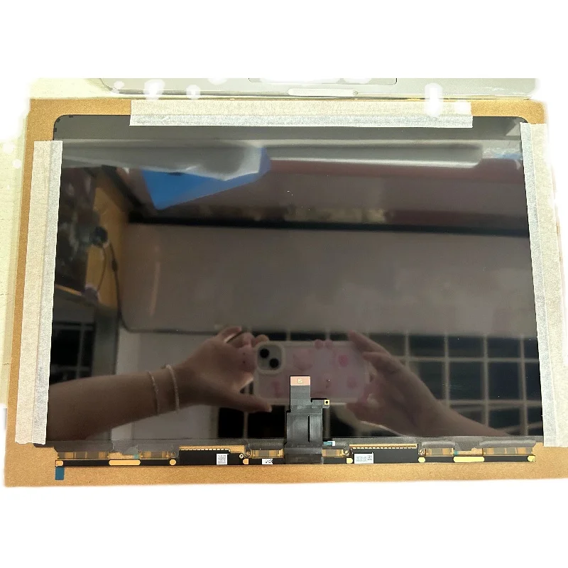 New M1Pro A2442 A2485 A2941 LCD screen AIR A2681 LCD screen top half
New M1Pro A2442 A2485 A2941 LCD screen AIR A2681 LCD screen top half