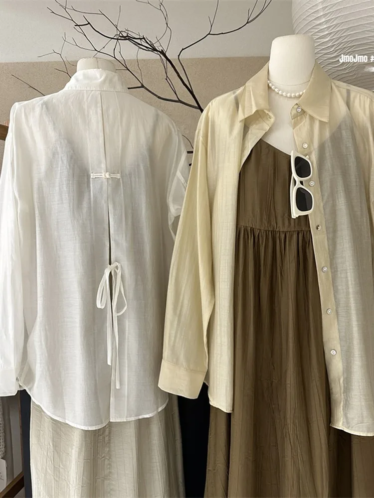 Новая летняя шелковая рубашка свободного кроя в корейском стиле с воротником на пуговицах, защитой от солнца и свободной талией, традиционный дизайн с вышивкой.
Новая летняя шелковая рубашка свободного кроя в корейском стиле с воротником на пуговицах, защитой от солнца и свободной талией, традиционный дизайн с вышивкой.