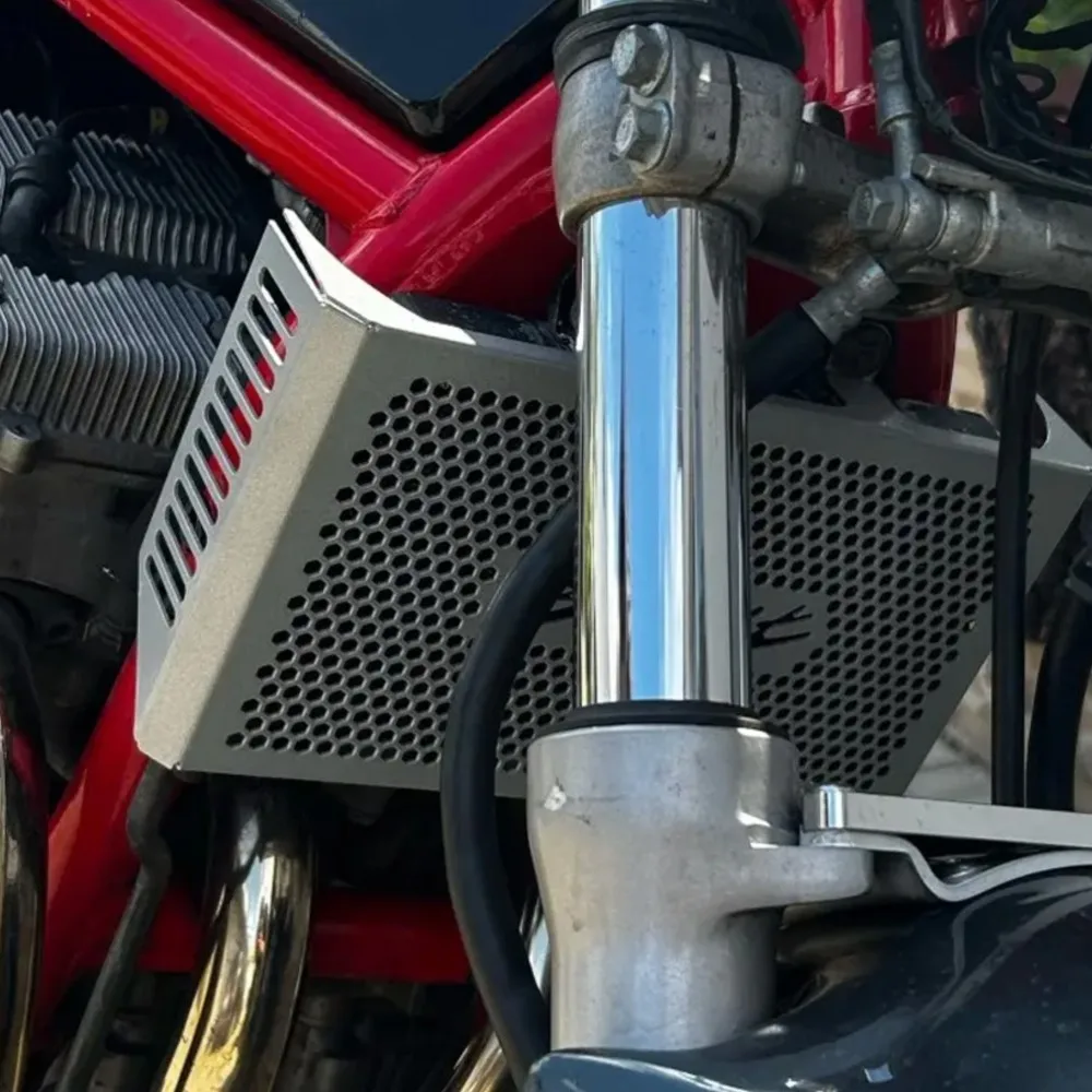FOR SUZUKI GSF600 GSF600S GSF650 GSF650S Bandit Motorcycle Radiator Side Guard Grill Grille Cover Protector BANDIT600/650
FOR SUZUKI GSF600 GSF600S GSF650 GSF650S Bandit Motorcycle Radiator Side Guard Grill Grille Cover Protector BANDIT600/650