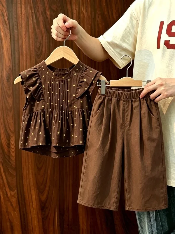 Girls Summer Outfit 2026 New Fashionable Sleeveless round Neck Polka Dot Top And Wide Leg Pants Two Piece Set Casual Color
Girls Summer Outfit 2026 New Fashionable Sleeveless round Neck Polka Dot Top And Wide Leg Pants Two Piece Set Casual Color
