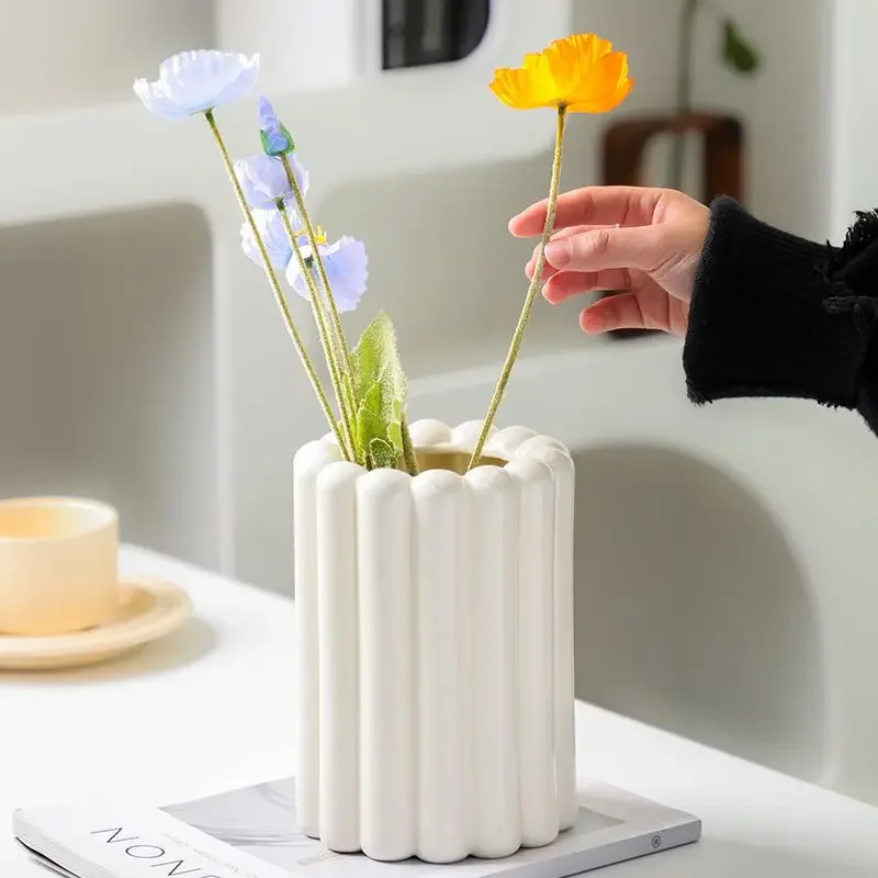 Утолщенные новые домашние украшения с широким горлышком в скандинавском стиле, простые сушеные цветы, водяные украшения для дома, специальный декоративный декор для обеденного стола, искусство
Утолщенные новые домашние украшения с широким горлышком в скандинавском стиле, простые сушеные цветы, водяные украшения для дома, специальный декоративный декор для обеденного стола, искусство